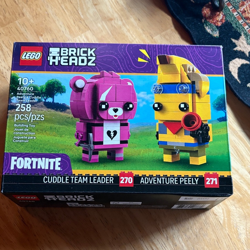 LEGO BrickHeadz Fortnite Pink and Yellow Set